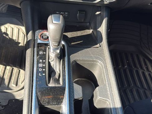 Used 2021 Nissan Sentra SV FWD image 10