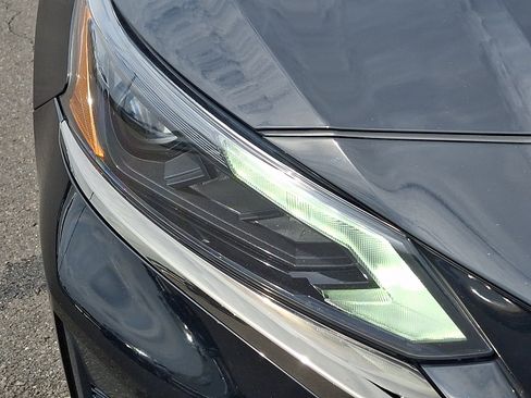 Used 2024 Nissan Altima 2.5 SR w/ SR Premium Package FWD image 9