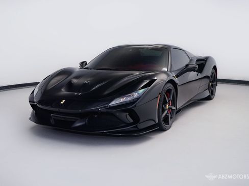 Used 2021 Ferrari F8 Tributo RWD image 2