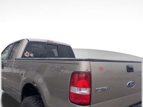 Used 2005 Ford F150 XLT image 8