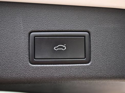 Used 2023 Volkswagen ID.4 Pro S RWD image 19