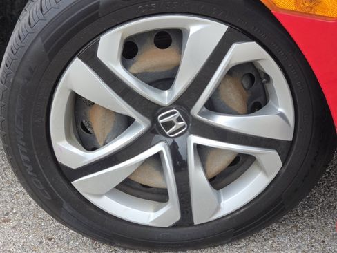 Used 2017 Honda Civic LX image 7