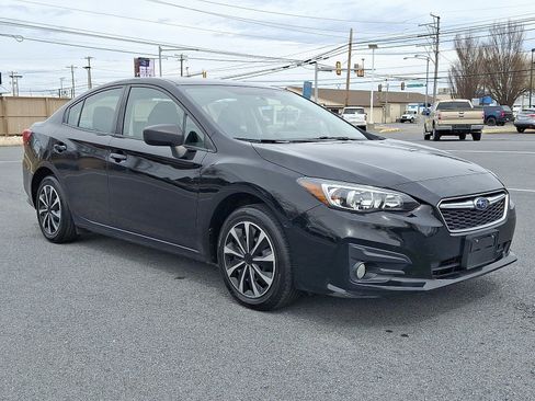 Used 2019 Subaru Impreza 2.0i image 3