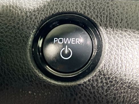 Used 2025 Toyota Camry LE FWD image 23