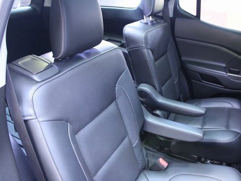 Used 2018 GMC Acadia SLT image 9