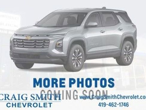 Used 2025 Chevrolet Equinox LT image 2