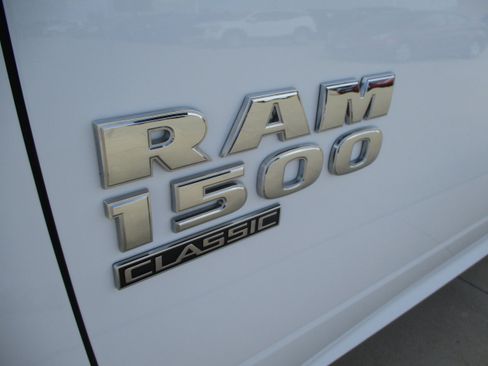 Used 2022 RAM 1500 Tradesman w/ Power & Remote Entry Group RWD image 10