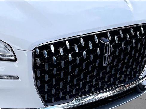 Used 2023 Lincoln Corsair Reserve FWD image 29