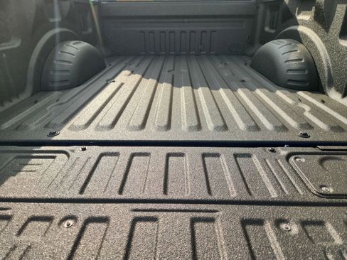 New 2026 Ford F250 Lariat w/ Lariat Premium Package AWD/4WD image 28
