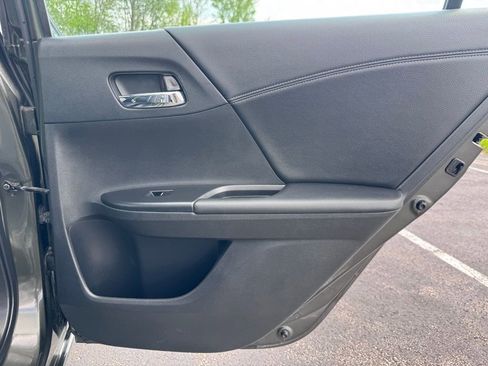 Used 2013 Honda Accord EX-L image 26