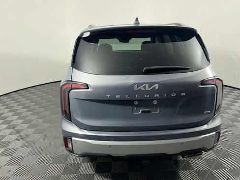 Used 2024 Kia Telluride SX Prestige w/ Towing Package AWD/4WD image 4