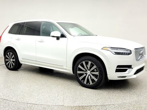 Used 2023 Volvo XC90 B6 Plus w/ Protection Package Premier AWD/4WD image 3