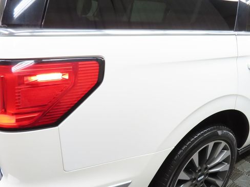 Used 2020 Lincoln Navigator Reserve w/ Luxury Package image 42