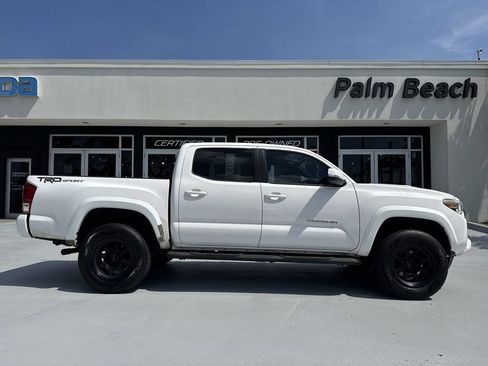 Used 2016 Toyota Tacoma TRD Sport w/ Towing Package RWD image 23
