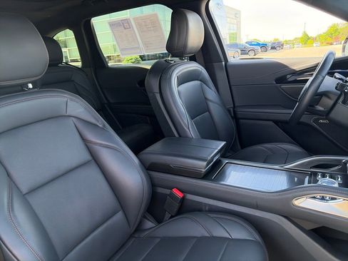 Used 2024 Lincoln Nautilus Premier w/ Equipment Group 102A AWD/4WD image 12