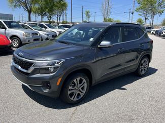 Used 2023 Kia Seltos S w/ Navigation Package FWD video 3
