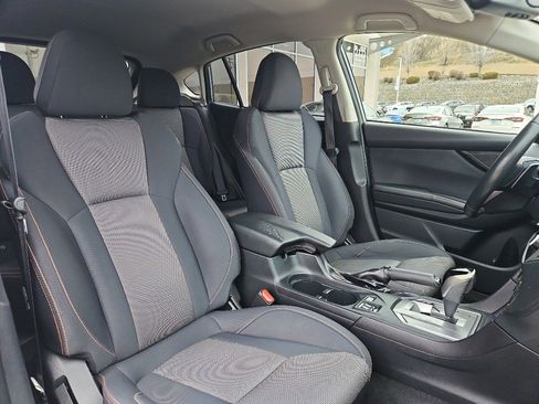 Used 2018 Subaru Crosstrek 2.0i Premium w/ Eyesight System image 17