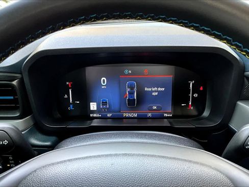 Used 2025 Ford Maverick Lobo image 24