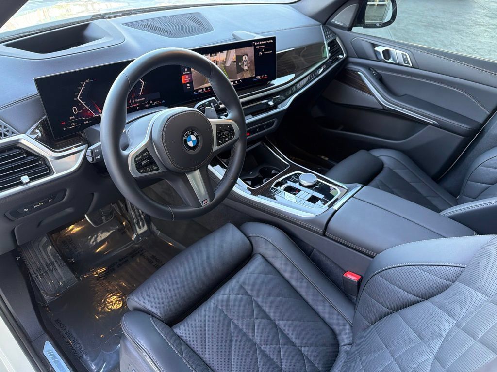 Used 2026 BMW X5 xDrive40i AWD/4WD image 10