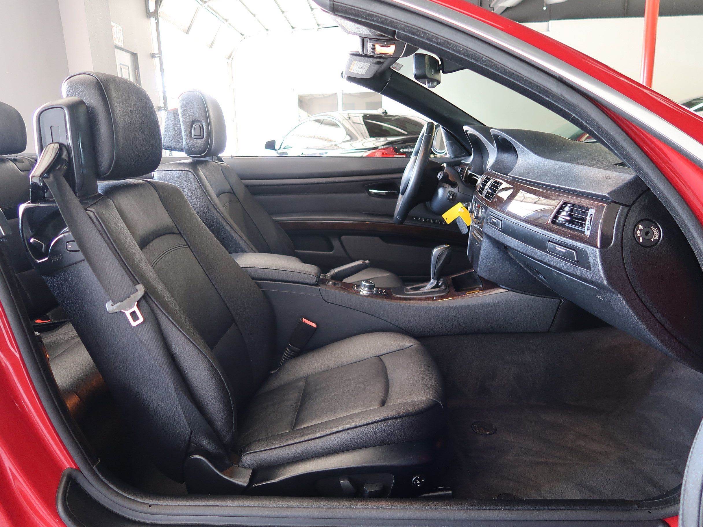 Used 2012 BMW 328i Convertible RWD image 22