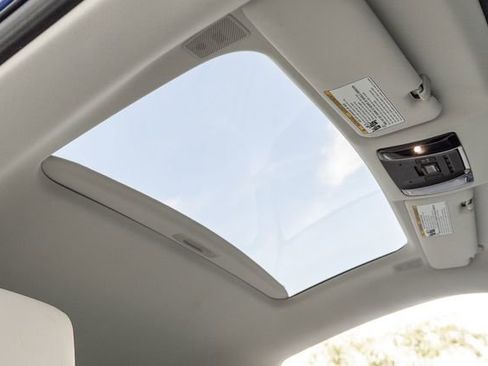 Used 2025 Lexus LC 500 Coupe image 15