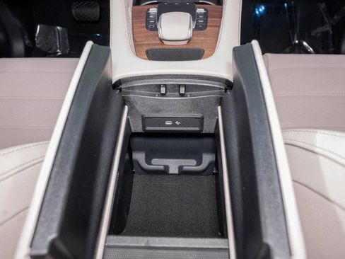 New 2026 Mercedes-Benz GLE 450 4MATIC Coupe image 22