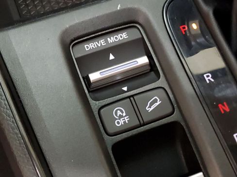 Certified 2025 Honda CR-V LX image 29