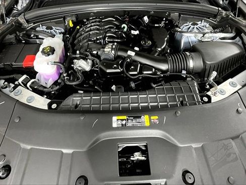 New 2025 Jeep Grand Cherokee Laredo image 2