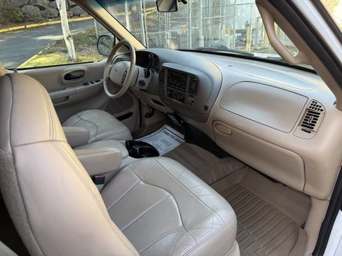 Used 1999 Ford F150 Lariat image 15