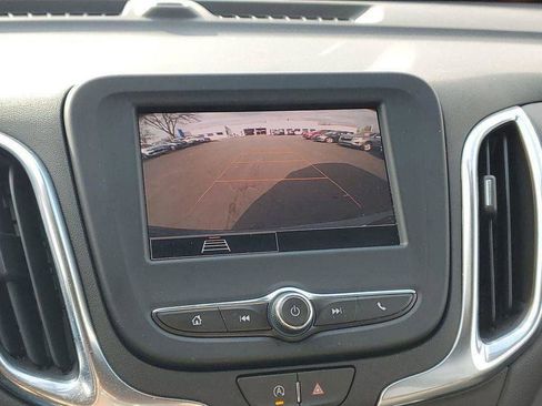 Used 2024 Chevrolet Equinox LT image 15
