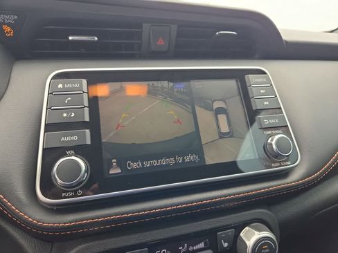 Used 2020 Nissan Kicks SR w/ SR Premium Package FWD image 27