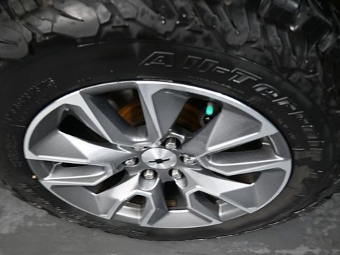 Used 2020 Chevrolet Silverado 1500 RST w/ All-Star Edition AWD/4WD image 9