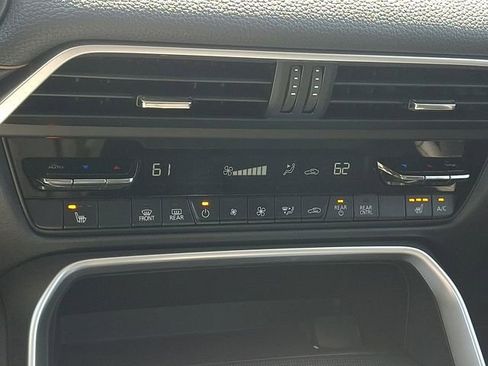 Used 2025 MAZDA CX-70 Plug-In Hybrid w/ Premium Pkg AWD/4WD image 18
