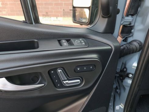 Used 2026 Mercedes-Benz Sprinter 2500 image 6