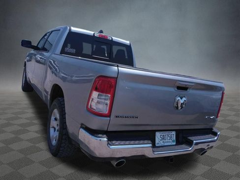 Used 2022 RAM 1500 Big Horn AWD/4WD image 3