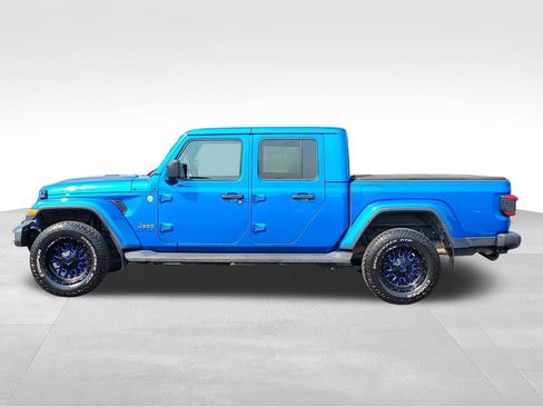 Used 2020 Jeep Gladiator Overland AWD/4WD image 2