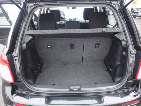 Used 2012 Suzuki SX4 AWD Hatchback image 11