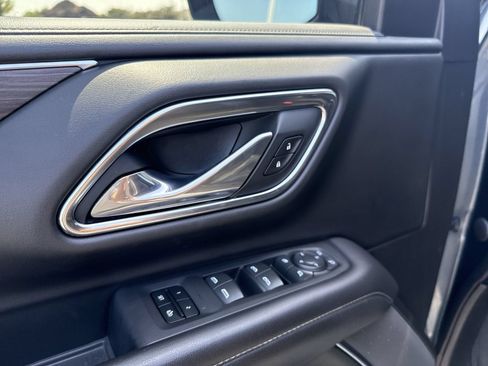 Used 2021 Chevrolet Tahoe Z71 w/ Z71 Signature Package AWD/4WD image 15