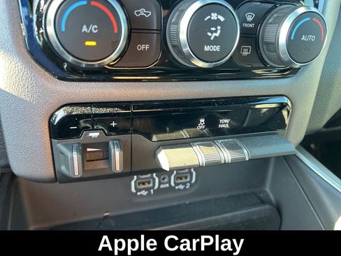 Used 2023 RAM 1500 Big Horn image 40