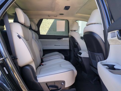 Certified 2024 Hyundai Palisade Calligraphy AWD/4WD image 13