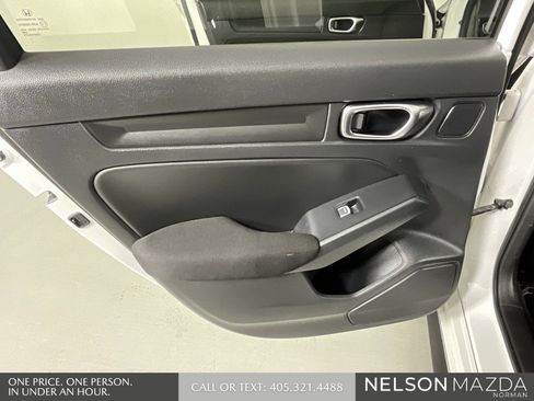 Used 2024 Honda Civic Sport image 18