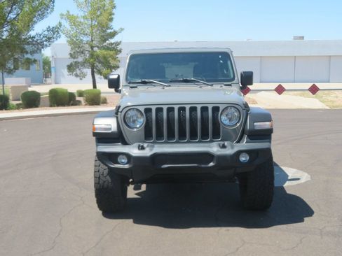 Used 2019 Jeep Wrangler Unlimited Sport AWD/4WD image 11