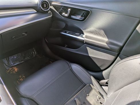 Used 2023 Mercedes-Benz C 300 Sedan image 14