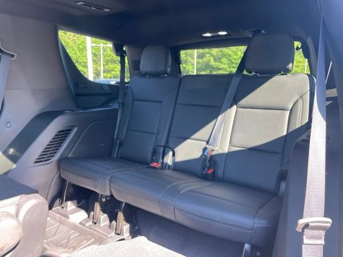 Used 2021 Chevrolet Tahoe LT w/ LT Signature Package AWD/4WD image 32