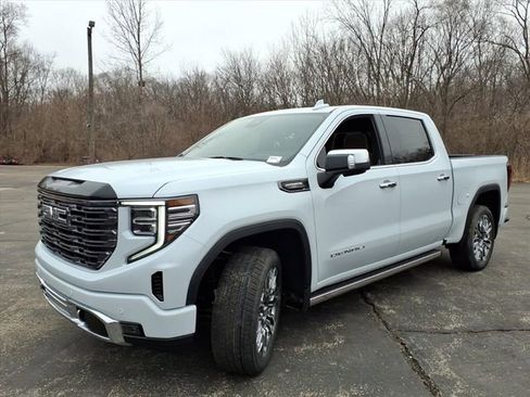 New 2026 GMC Sierra 1500 Denali Ultimate image 13