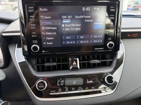 Certified 2022 Toyota Corolla LE FWD image 25