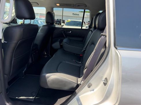 Used 2023 Nissan Armada SV AWD/4WD image 10