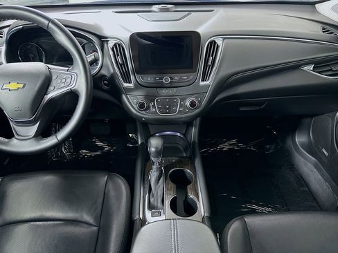 Used 2024 Chevrolet Malibu LT FWD image 18