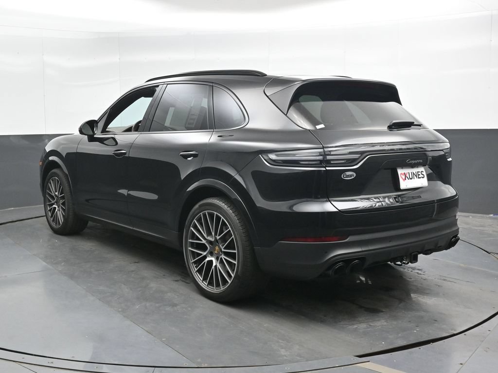 Used 2023 Porsche Cayenne AWD/4WD image 11