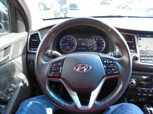 Used 2016 Hyundai Tucson Limited AWD/4WD image 12